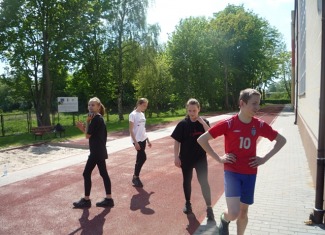 Trójbój lekkoatletyczny w ramach Europejskiego Tygodnia Sportu - gimnazjum