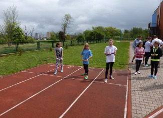 Mistrzostwa Powiatu w Biegach Rozstawnych 4 x 100 m i w Sztafecie Szwedzkiej